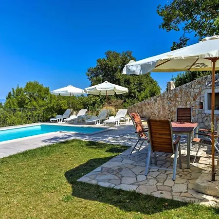 Wonderful With Sea View And Shared Pool * Brseč