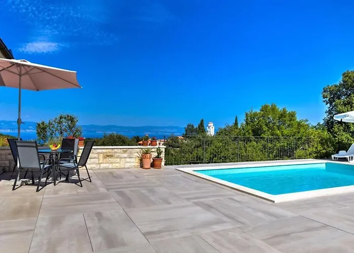 Wonderful With Sea View And Shared Pool *