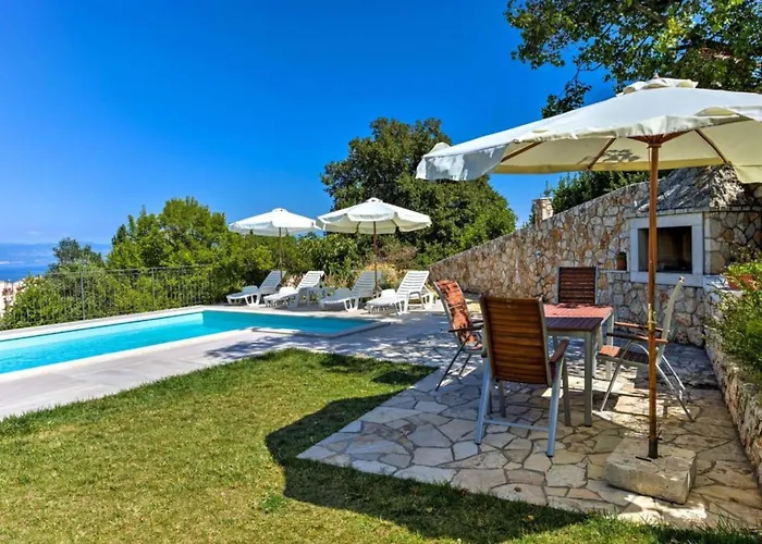 Wonderful With Sea View And Shared Pool * Brseč